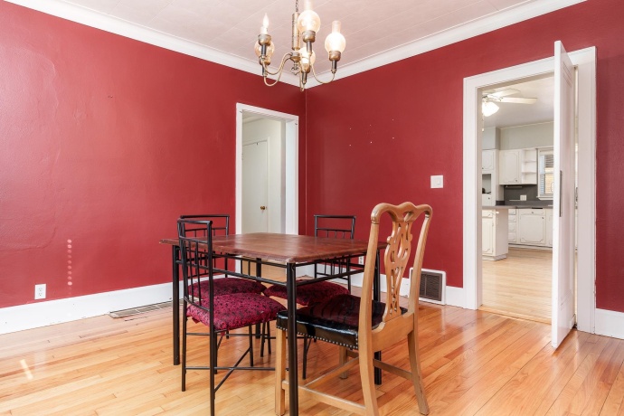 2310 Broadway, ROCKFORD, Illinois 61104, 4 Bedrooms Bedrooms, ,2 BathroomsBathrooms,House,For Sale,Broadway,202506964