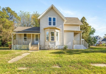 1227 Chestnut, ROCKFORD, Illinois 61102, 3 Bedrooms Bedrooms, ,1 BathroomBathrooms,House,For Sale,Chestnut,202507104