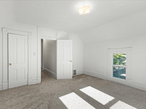 1227 Chestnut, ROCKFORD, Illinois 61102, 3 Bedrooms Bedrooms, ,1 BathroomBathrooms,House,For Sale,Chestnut,202507104