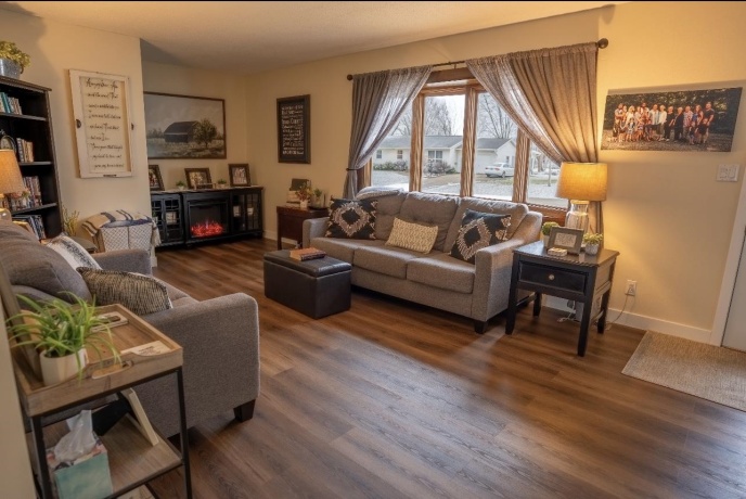 304 LUMAR, PEARL CITY, Illinois 61062, 2 Bedrooms Bedrooms, ,2 BathroomsBathrooms,House,For Sale,LUMAR,202600198