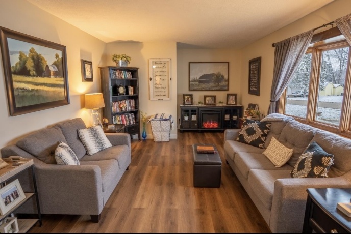 304 LUMAR, PEARL CITY, Illinois 61062, 2 Bedrooms Bedrooms, ,2 BathroomsBathrooms,House,For Sale,LUMAR,202600198