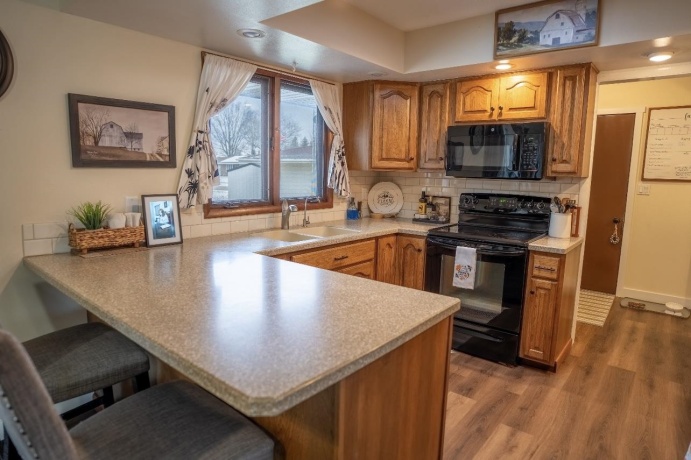 304 LUMAR, PEARL CITY, Illinois 61062, 2 Bedrooms Bedrooms, ,2 BathroomsBathrooms,House,For Sale,LUMAR,202600198