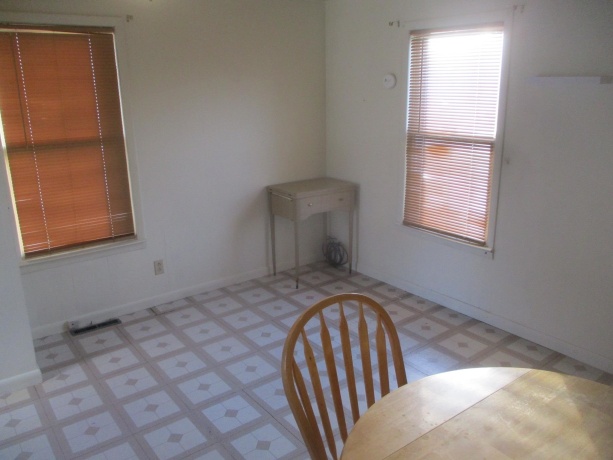 1517 Pine, OTTAWA, Illinois 61350, 1 Bedroom Bedrooms, ,1 BathroomBathrooms,Condominium,For Sale,Pine,202600194