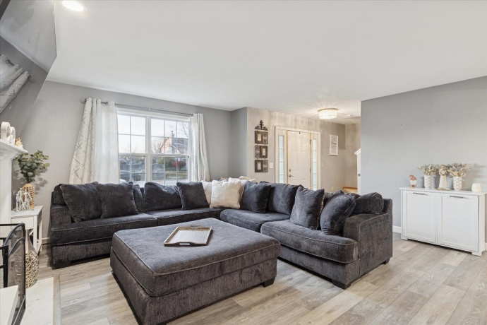 549 Bayfield, ROCKTON, Illinois 61072, 3 Bedrooms Bedrooms, ,1 BathroomBathrooms,House,For Sale,Bayfield,202600199