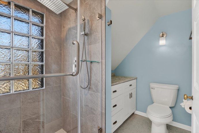 422 Gardiner, ROCKFORD, Illinois 61107, 3 Bedrooms Bedrooms, ,2 BathroomsBathrooms,House,For Sale,Gardiner,202600200