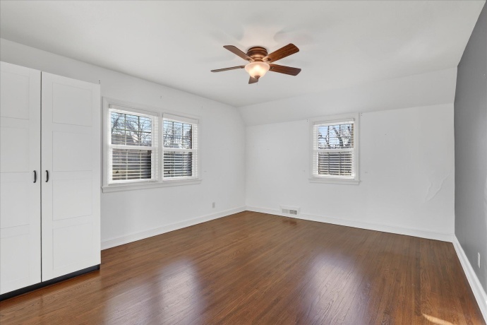 422 Gardiner, ROCKFORD, Illinois 61107, 3 Bedrooms Bedrooms, ,2 BathroomsBathrooms,House,For Sale,Gardiner,202600200