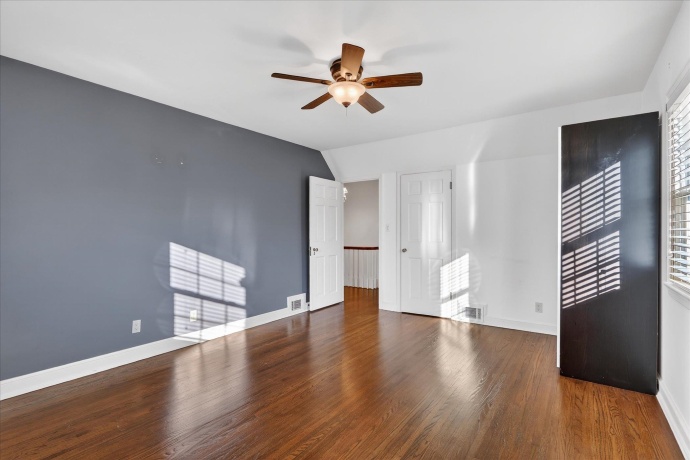 422 Gardiner, ROCKFORD, Illinois 61107, 3 Bedrooms Bedrooms, ,2 BathroomsBathrooms,House,For Sale,Gardiner,202600200