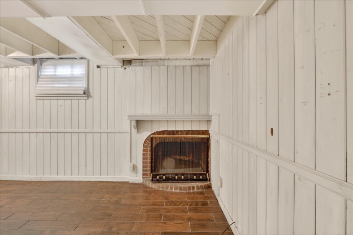 422 Gardiner, ROCKFORD, Illinois 61107, 3 Bedrooms Bedrooms, ,2 BathroomsBathrooms,House,For Sale,Gardiner,202600200