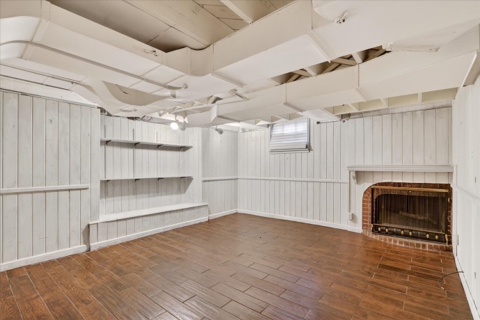 422 Gardiner, ROCKFORD, Illinois 61107, 3 Bedrooms Bedrooms, ,2 BathroomsBathrooms,House,For Sale,Gardiner,202600200