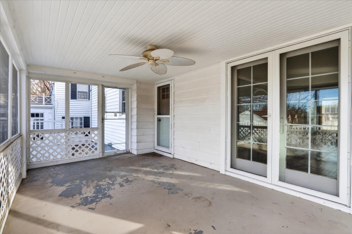 422 Gardiner, ROCKFORD, Illinois 61107, 3 Bedrooms Bedrooms, ,2 BathroomsBathrooms,House,For Sale,Gardiner,202600200