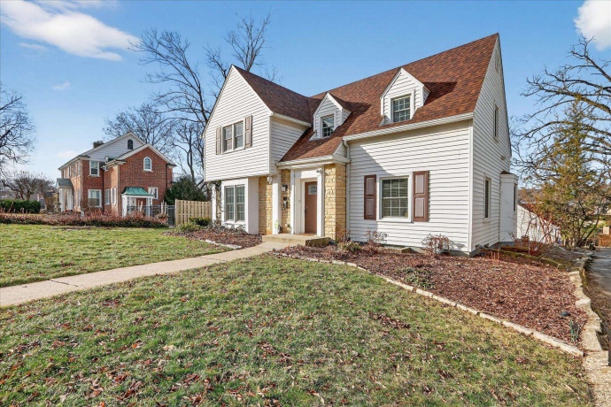 422 Gardiner, ROCKFORD, Illinois 61107, 3 Bedrooms Bedrooms, ,2 BathroomsBathrooms,House,For Sale,Gardiner,202600200