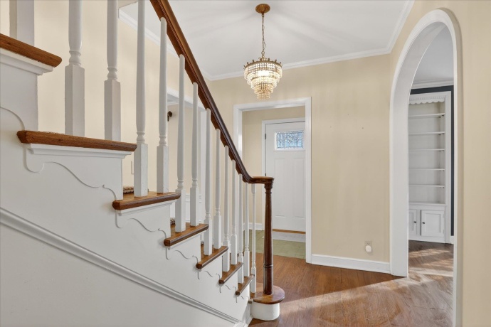 422 Gardiner, ROCKFORD, Illinois 61107, 3 Bedrooms Bedrooms, ,2 BathroomsBathrooms,House,For Sale,Gardiner,202600200