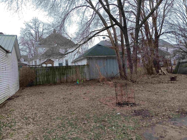 409 Avon, FREEPORT, Illinois 61032, 3 Bedrooms Bedrooms, ,1 BathroomBathrooms,House,For Sale,Avon,202600176