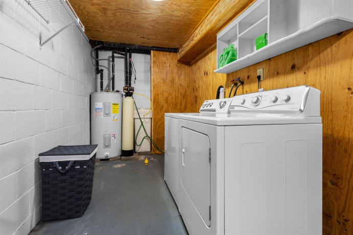 6326 1st, LOVES PARK, Illinois 61111, 2 Bedrooms Bedrooms, ,1 BathroomBathrooms,House,For Sale,1st,202600201