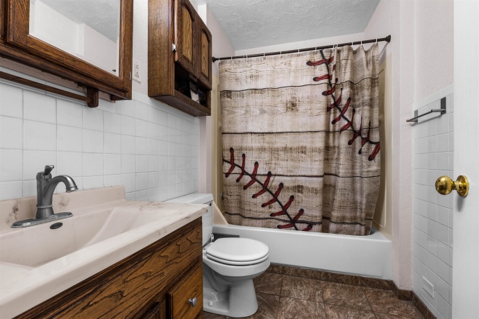 6326 1st, LOVES PARK, Illinois 61111, 2 Bedrooms Bedrooms, ,1 BathroomBathrooms,House,For Sale,1st,202600201