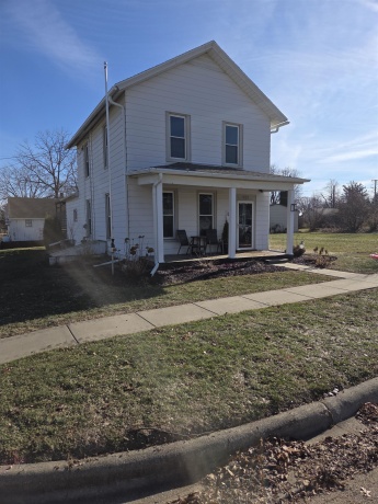 401 Linn, SHANNON, Illinois 61078, 3 Bedrooms Bedrooms, ,1 BathroomBathrooms,House,For Sale,Linn,202600202