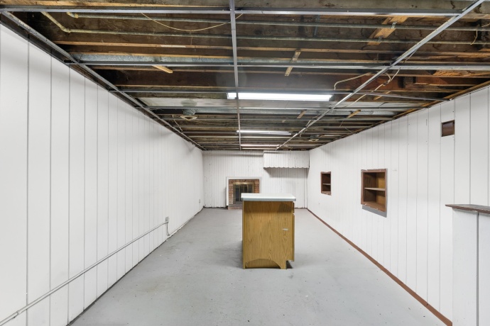 920 Oakley, ROCKFORD, Illinois 61101, 3 Bedrooms Bedrooms, ,2 BathroomsBathrooms,House,For Sale,Oakley,202600203