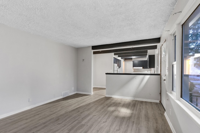 920 Oakley, ROCKFORD, Illinois 61101, 3 Bedrooms Bedrooms, ,2 BathroomsBathrooms,House,For Sale,Oakley,202600203