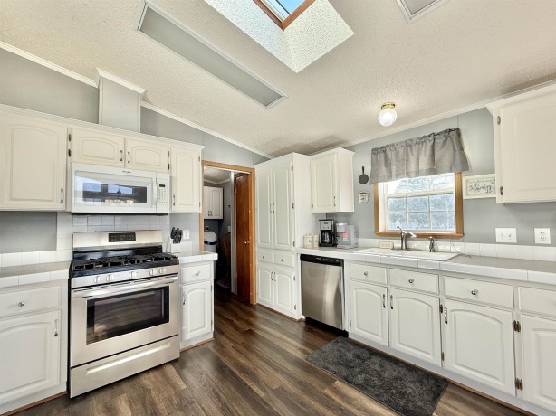 5411 Autumnash, MACHESNEY PARK, Illinois 61115, 3 Bedrooms Bedrooms, ,2 BathroomsBathrooms,House,For Sale,Autumnash,202600209