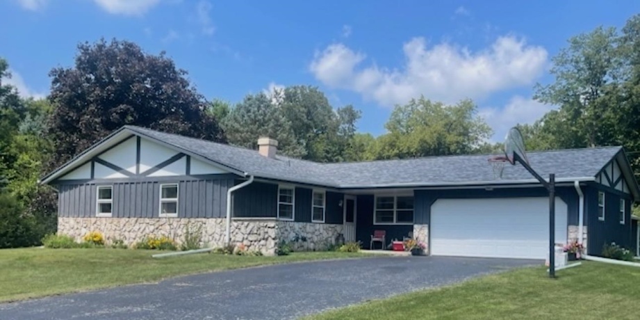 1369 Luanna, ROCKFORD, Illinois 61103, 3 Bedrooms Bedrooms, ,2 BathroomsBathrooms,House,For Sale,Luanna,202600212