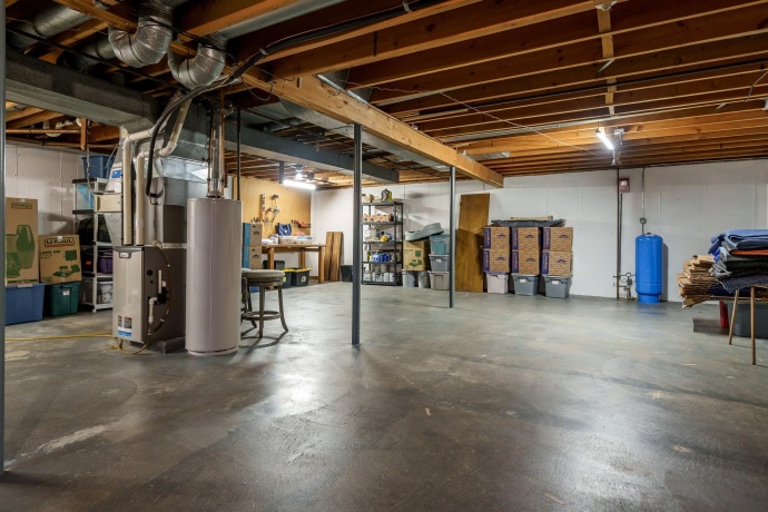 1369 Luanna, ROCKFORD, Illinois 61103, 3 Bedrooms Bedrooms, ,2 BathroomsBathrooms,House,For Sale,Luanna,202600212