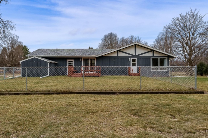 1369 Luanna, ROCKFORD, Illinois 61103, 3 Bedrooms Bedrooms, ,2 BathroomsBathrooms,House,For Sale,Luanna,202600212