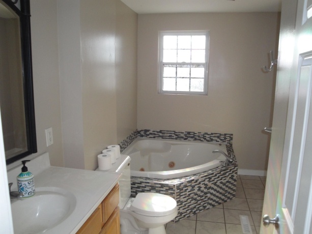 1011 Kingsley, MACHESNEY PARK, Illinois 61115, 3 Bedrooms Bedrooms, ,1 BathroomBathrooms,House,For Sale,Kingsley,202600213