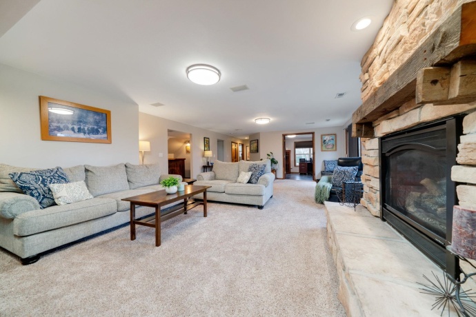 2908 Rolling Meadow, BELVIDERE, Illinois 61008, 5 Bedrooms Bedrooms, ,3 BathroomsBathrooms,House,For Sale,Rolling Meadow,202600215