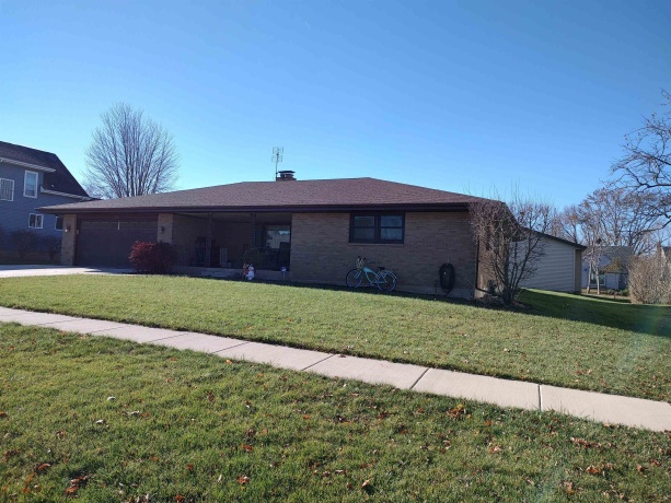 1221 Warren, BELVIDERE, Illinois 61008, 3 Bedrooms Bedrooms, ,1 BathroomBathrooms,House,For Sale,Warren,202600216