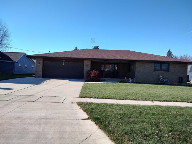 1221 Warren, BELVIDERE, Illinois 61008, 3 Bedrooms Bedrooms, ,1 BathroomBathrooms,House,For Sale,Warren,202600216