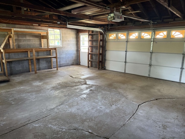 3018 Beaver, FREEPORT, Illinois 61032, 3 Bedrooms Bedrooms, ,1 BathroomBathrooms,House,For Sale,Beaver,202600228