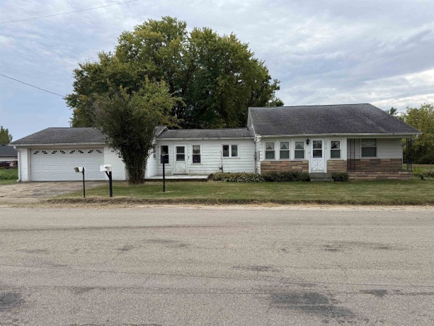 3018 Beaver, FREEPORT, Illinois 61032, 3 Bedrooms Bedrooms, ,1 BathroomBathrooms,House,For Sale,Beaver,202600228