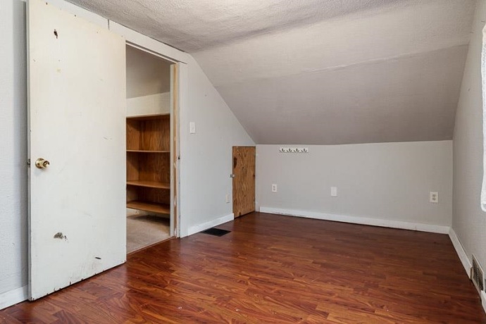 207 River Park Rd, LOVES PARK, Illinois 61111, 3 Bedrooms Bedrooms, ,2 BathroomsBathrooms,House,For Sale,River Park Rd,202600232