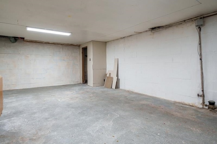 207 River Park Rd, LOVES PARK, Illinois 61111, 3 Bedrooms Bedrooms, ,2 BathroomsBathrooms,House,For Sale,River Park Rd,202600232