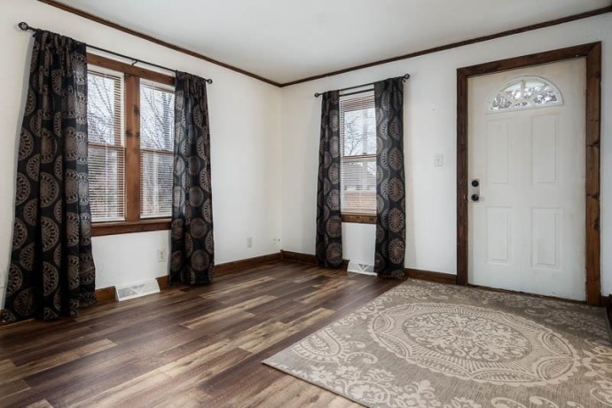 207 River Park Rd, LOVES PARK, Illinois 61111, 3 Bedrooms Bedrooms, ,2 BathroomsBathrooms,House,For Sale,River Park Rd,202600232