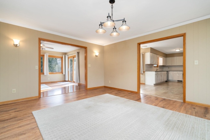 2209 Edgebrook, ROCKFORD, Illinois 61107, 2 Bedrooms Bedrooms, ,2 BathroomsBathrooms,House,For Sale,Edgebrook,202600233