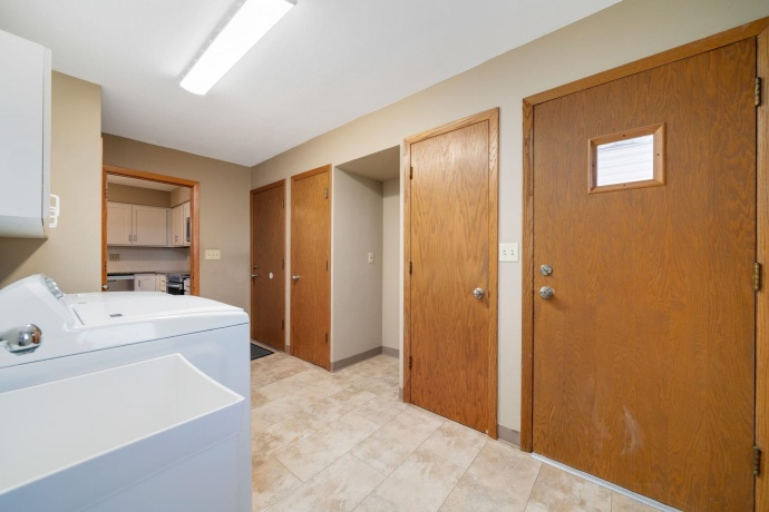 2209 Edgebrook, ROCKFORD, Illinois 61107, 2 Bedrooms Bedrooms, ,2 BathroomsBathrooms,House,For Sale,Edgebrook,202600233