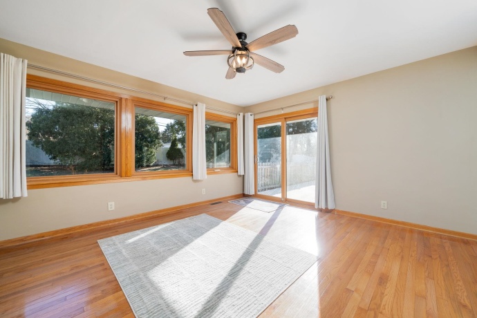 2209 Edgebrook, ROCKFORD, Illinois 61107, 2 Bedrooms Bedrooms, ,2 BathroomsBathrooms,House,For Sale,Edgebrook,202600233