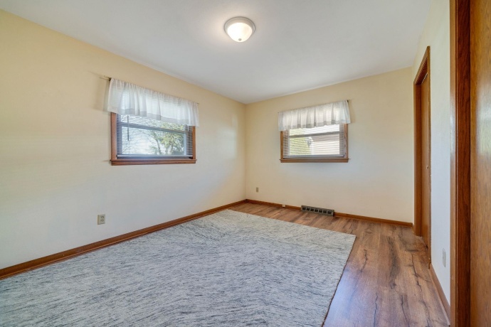 2209 Edgebrook, ROCKFORD, Illinois 61107, 2 Bedrooms Bedrooms, ,2 BathroomsBathrooms,House,For Sale,Edgebrook,202600233