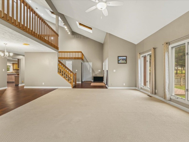 9104 Weber, RIDOTT, Illinois 61067, 4 Bedrooms Bedrooms, ,3 BathroomsBathrooms,House,For Sale,Weber,202506372