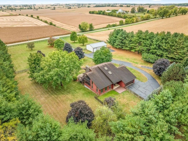 9104 Weber, RIDOTT, Illinois 61067, 4 Bedrooms Bedrooms, ,3 BathroomsBathrooms,House,For Sale,Weber,202506372