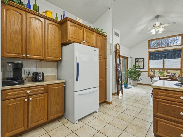 625 Lake Summerset, LAKE SUMMERSET, Illinois 61019, 2 Bedrooms Bedrooms, ,3 BathroomsBathrooms,House,For Sale,Lake Summerset,202600235