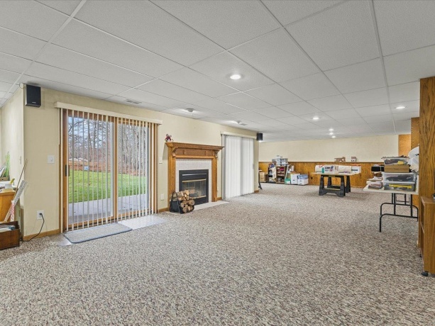 625 Lake Summerset, LAKE SUMMERSET, Illinois 61019, 2 Bedrooms Bedrooms, ,3 BathroomsBathrooms,House,For Sale,Lake Summerset,202600235