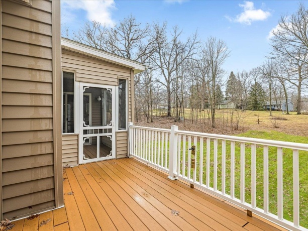 625 Lake Summerset, LAKE SUMMERSET, Illinois 61019, 2 Bedrooms Bedrooms, ,3 BathroomsBathrooms,House,For Sale,Lake Summerset,202600235