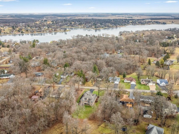 625 Lake Summerset, LAKE SUMMERSET, Illinois 61019, 2 Bedrooms Bedrooms, ,3 BathroomsBathrooms,House,For Sale,Lake Summerset,202600235