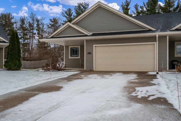 5788 Jackie's, LOVES PARK, Illinois 61111, 2 Bedrooms Bedrooms, ,2 BathroomsBathrooms,Condominium,For Sale,Jackie's,202600056