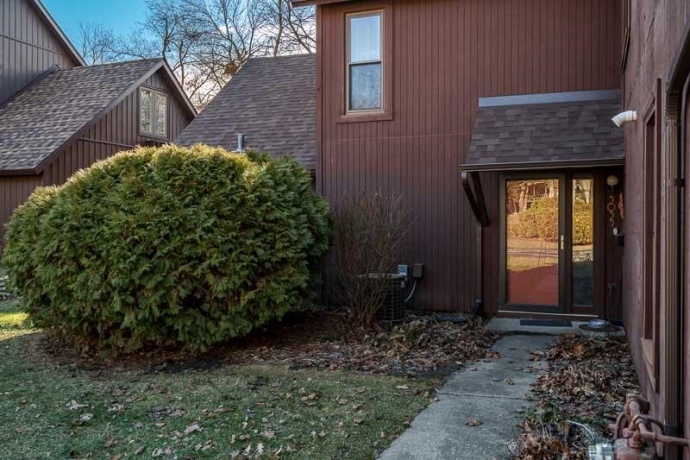 5055 WOODLAKE, LOVES PARK, Illinois 61111, 2 Bedrooms Bedrooms, ,2 BathroomsBathrooms,Condominium,For Sale,WOODLAKE,202600242