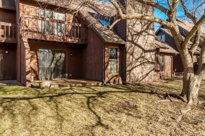 5055 WOODLAKE, LOVES PARK, Illinois 61111, 2 Bedrooms Bedrooms, ,2 BathroomsBathrooms,Condominium,For Sale,WOODLAKE,202600242