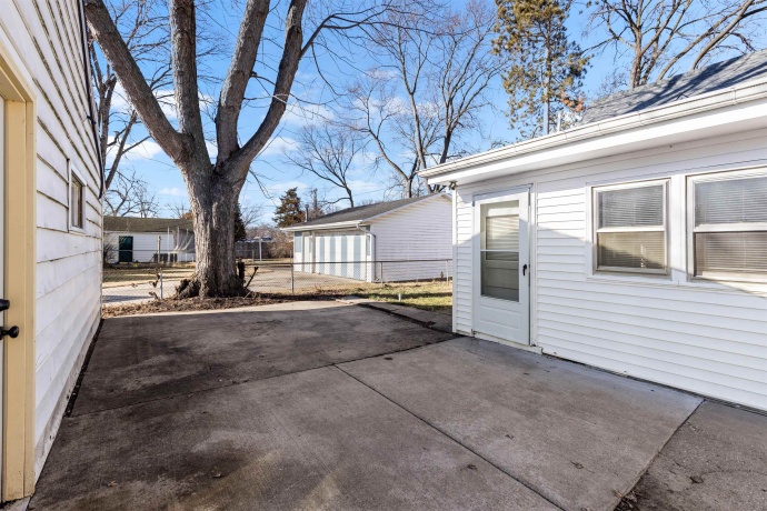 744 DREXEL, MACHESNEY PARK, Illinois 61115, 4 Bedrooms Bedrooms, ,2 BathroomsBathrooms,House,For Sale,DREXEL,202600241