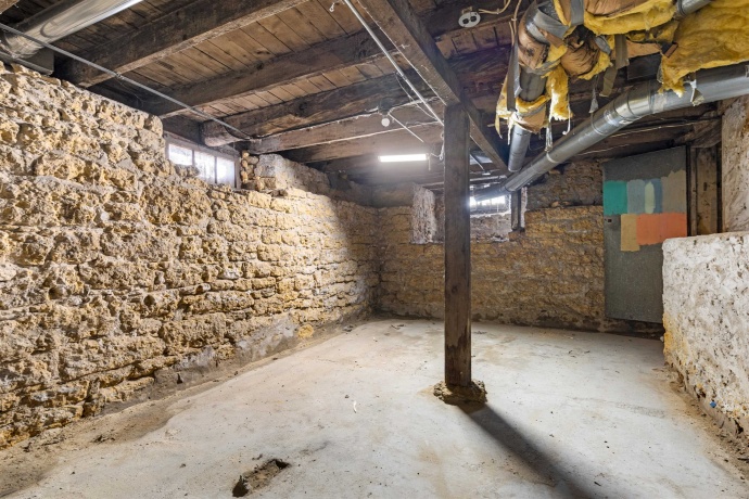 416 Horsman, ROCKFORD, Illinois 61101, ,5+ Units,For Sale,Horsman,202600243